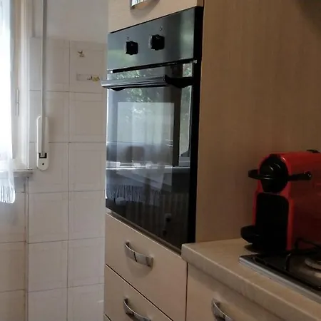A Due Passi Dal Mare Appartement *